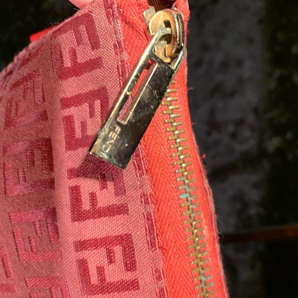 Authentic Fendi Monogram Bag Deep Red Semitracolla - Picture 4 of 8